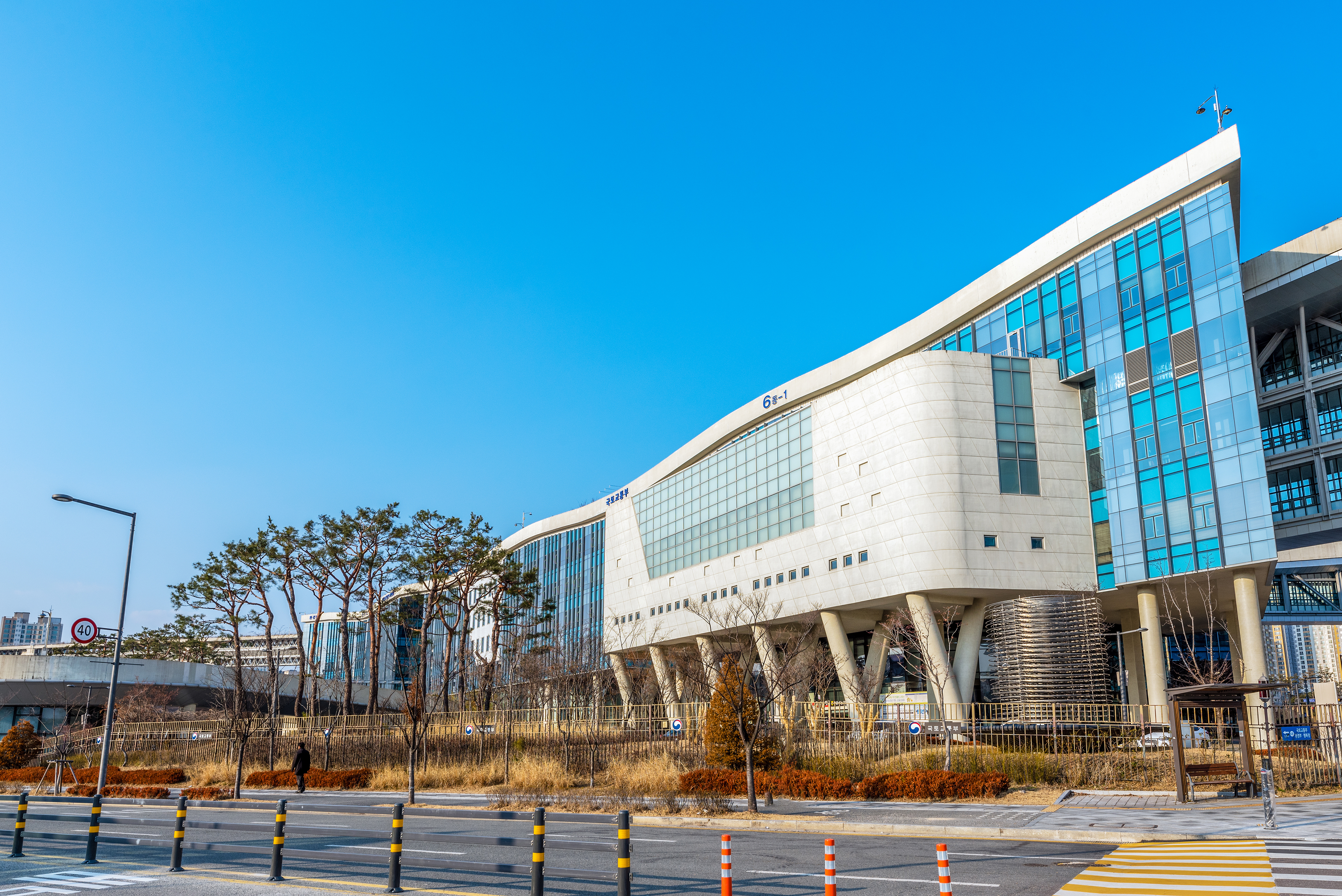 여성기업 인증 받은 공공기관 청소 전문 업체, 청연